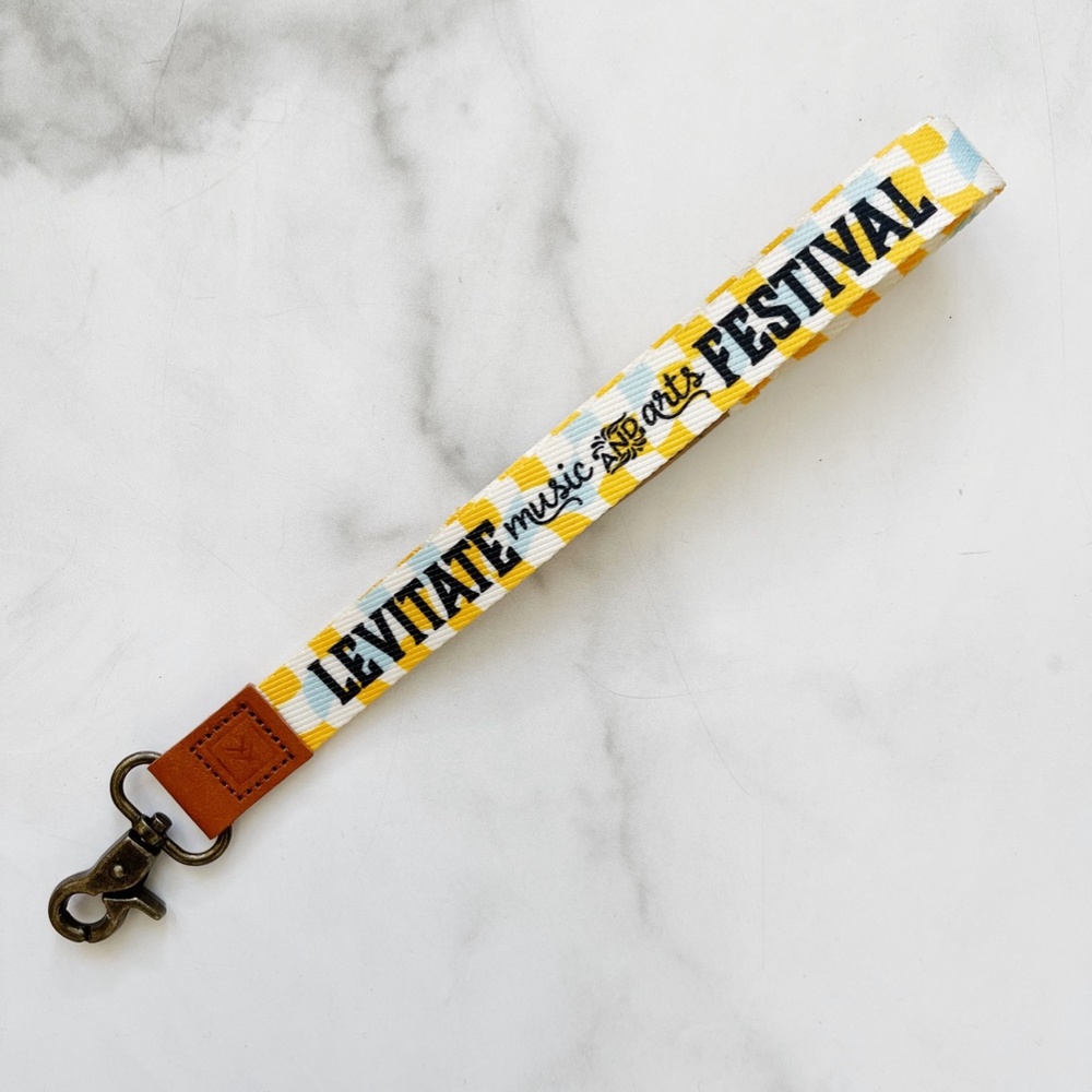 Thread Wallet Neck Lanyard - Picture 3 of 5